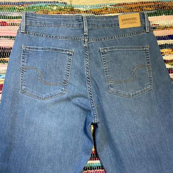 Signature by Levi’s Mid Rise Skinny Jeans-#1878 - Picture 10 of 13